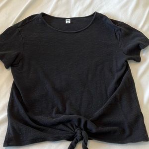 Black tee